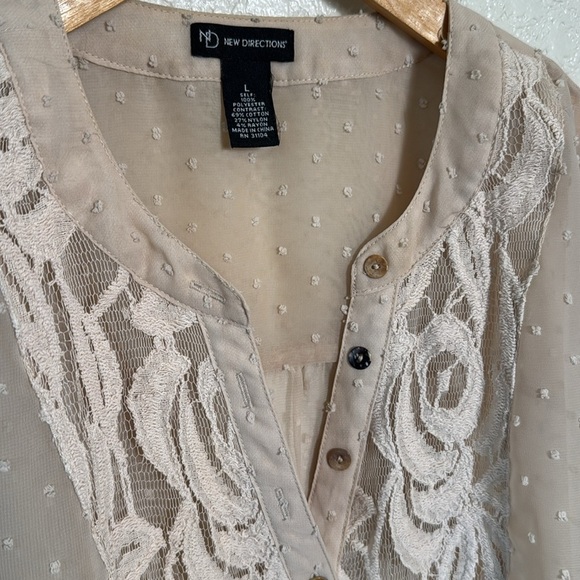 New Direction Women’s Large Tan Top Short Sleeve Sheer V Neck‎ Swiss Dot Lace - Picture 2 of 6